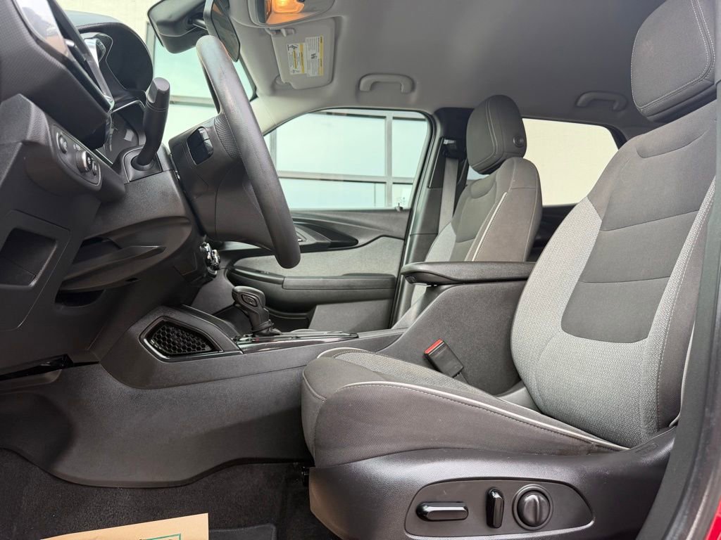 Used 2021 Chevrolet TrailBlazer LT image 11