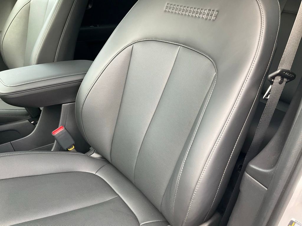 Used 2025 Hyundai Ioniq 5 SEL image 18