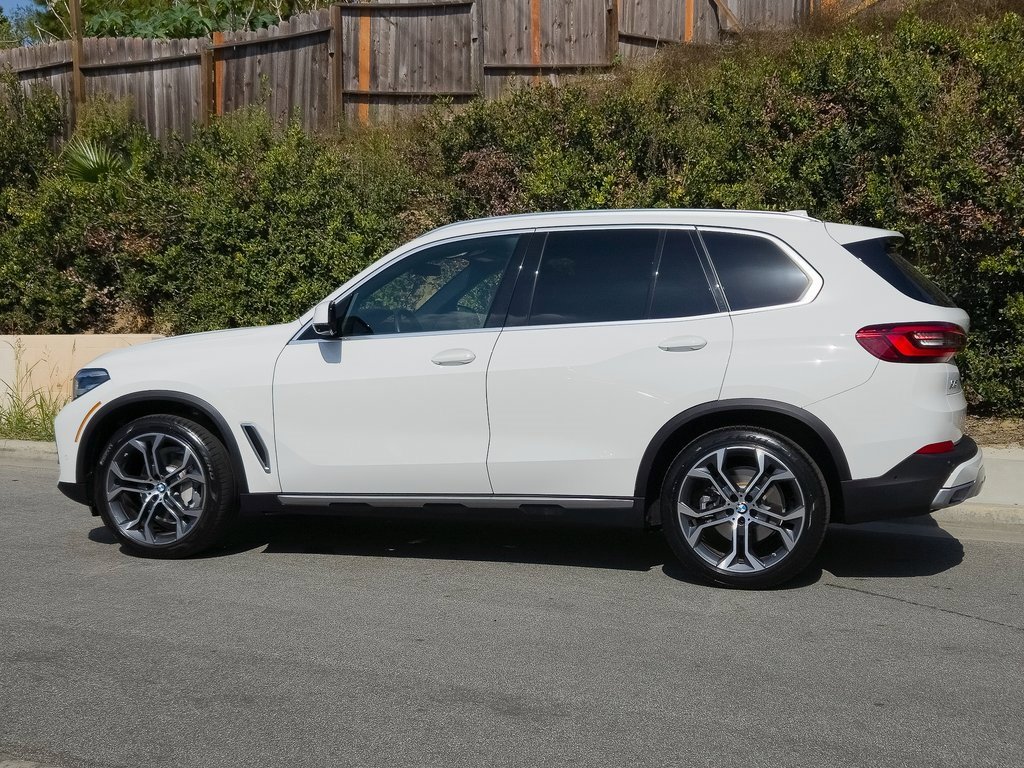 Certified 2023 BMW X5 sDrive40i w/ Parking Assistance Package image 28