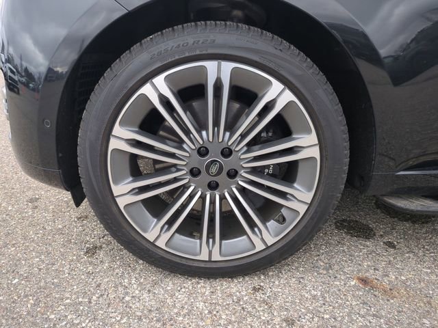 Certified 2024 Land Rover Range Rover SE AWD/4WD image 21