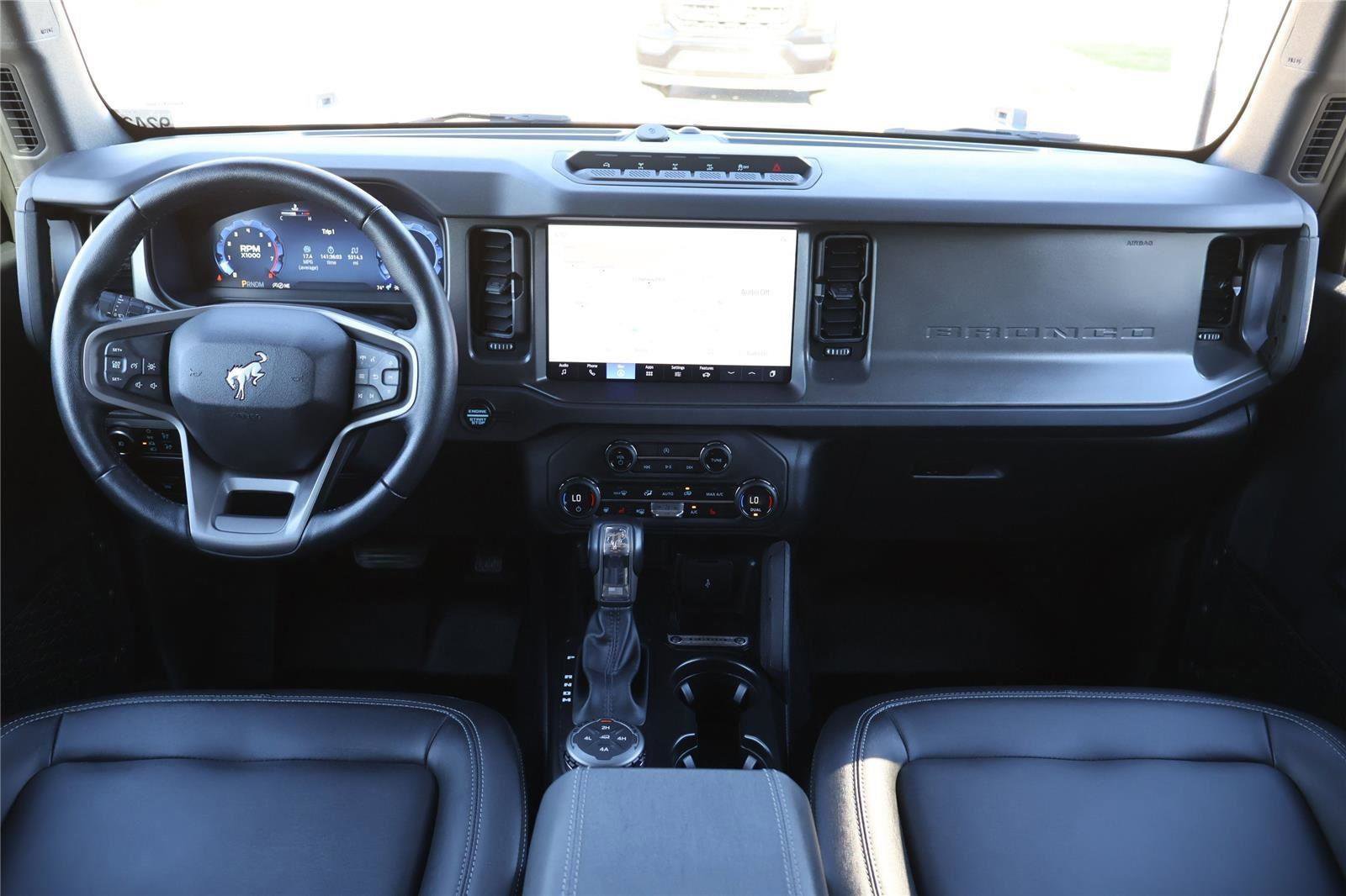 Used 2025 Ford Bronco Badlands image 25