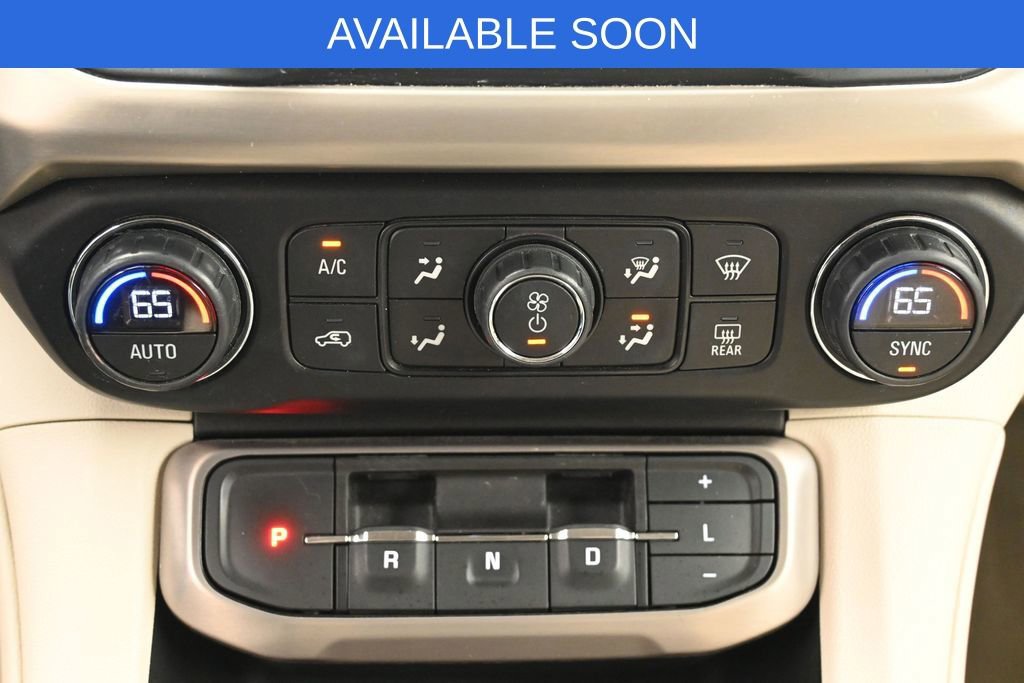 Used 2021 GMC Acadia Denali w/ Denali Ultimate Package AWD/4WD image 26