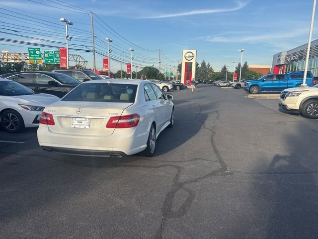 Used 2013 Mercedes-Benz E 350 4MATIC Sedan image 8