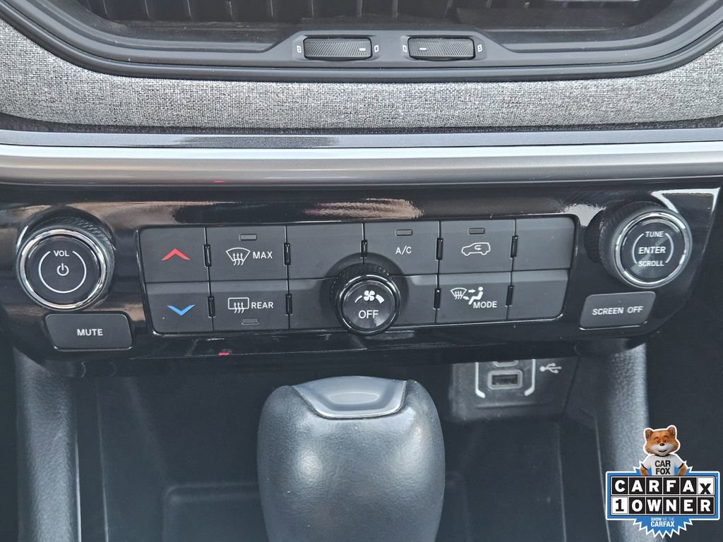 Used 2023 Jeep Compass Latitude image 23