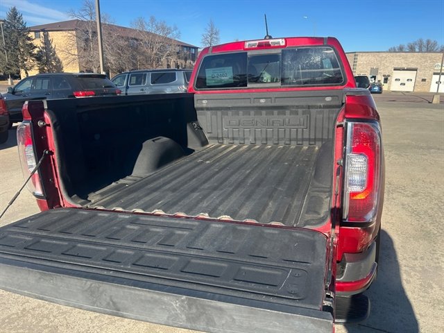 Used 2018 GMC Canyon Denali image 20