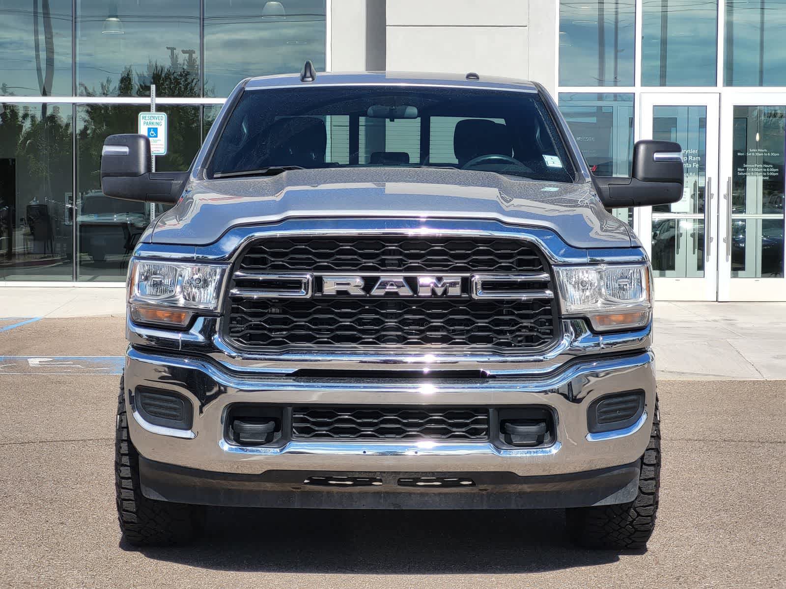 Used 2024 RAM 2500 Tradesman w/ Chrome Appearance Group AWD/4WD image 2
