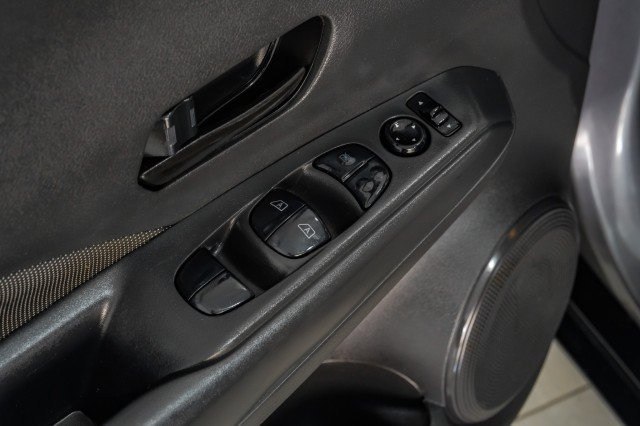 Used 2020 Nissan Kicks S w/ Interior Electronics Package FWD image 43