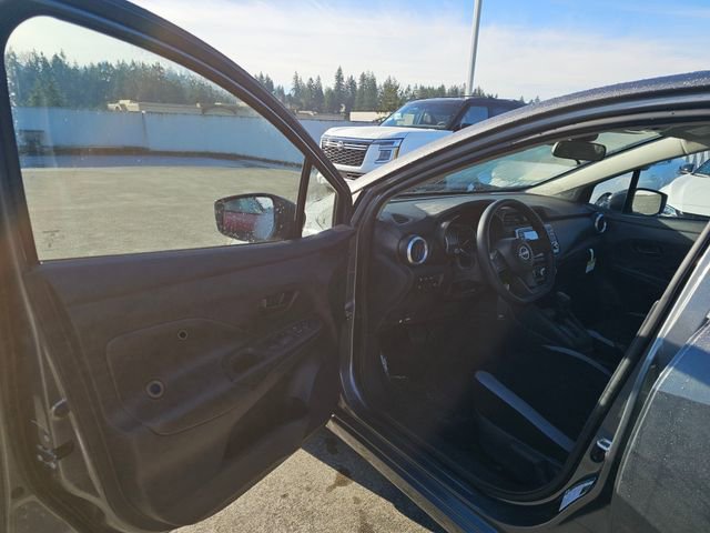 New 2025 Nissan Versa S w/ Trunk Package FWD image 18