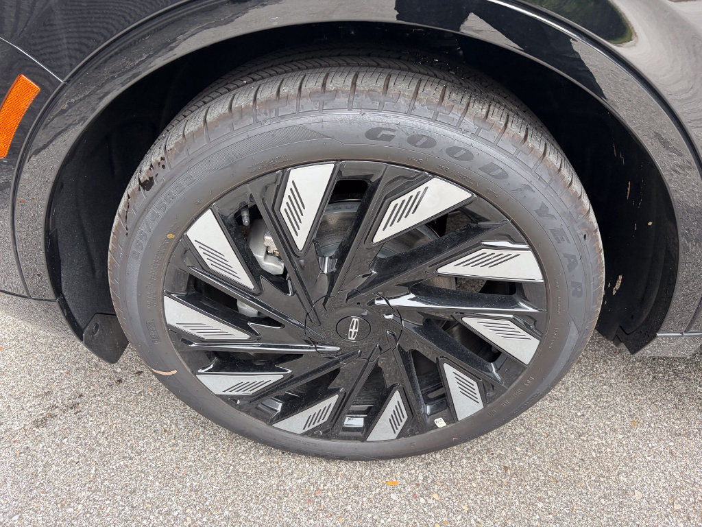 New 2026 Lincoln Nautilus Reserve AWD/4WD image 57