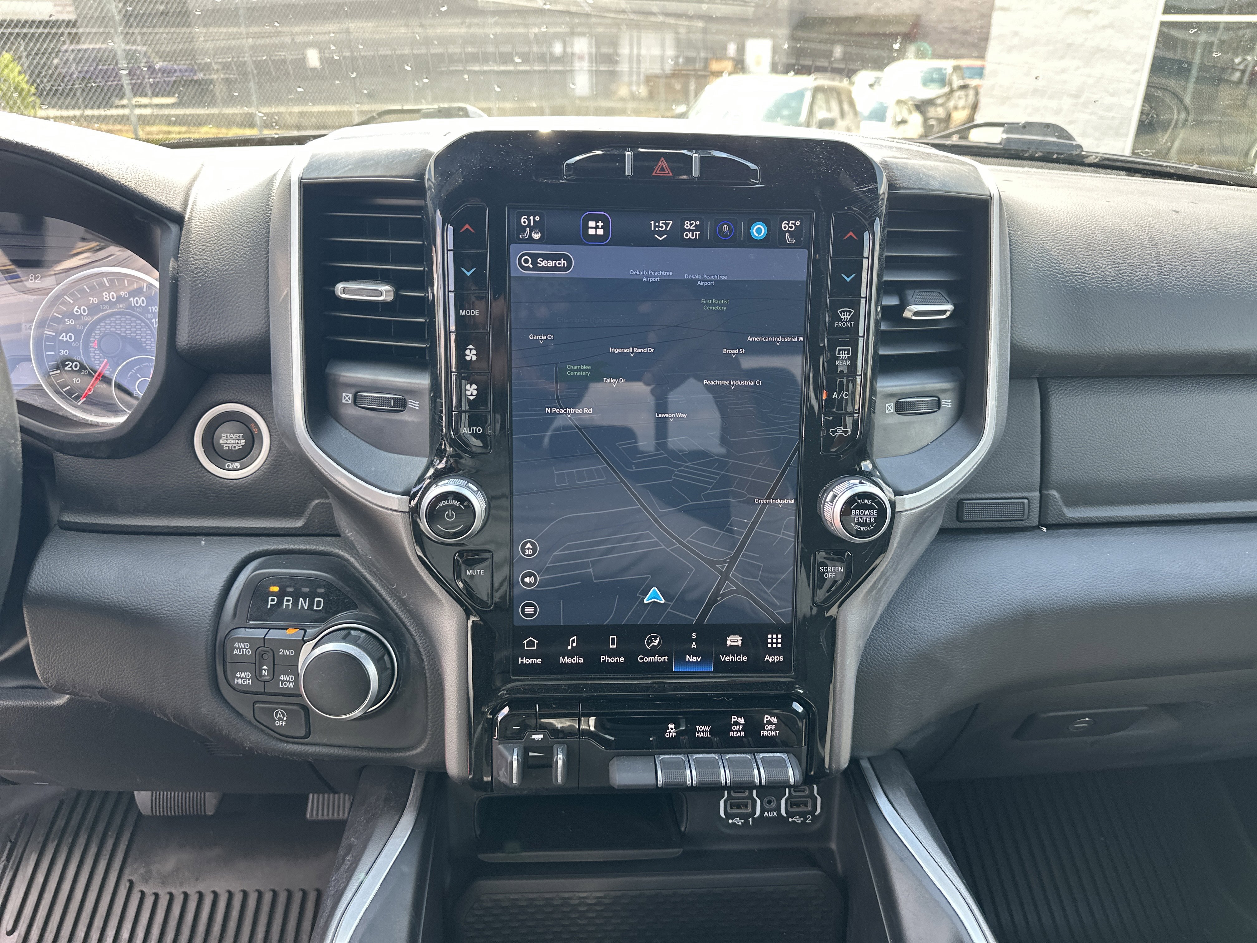 Used 2023 RAM 1500 Big Horn image 32