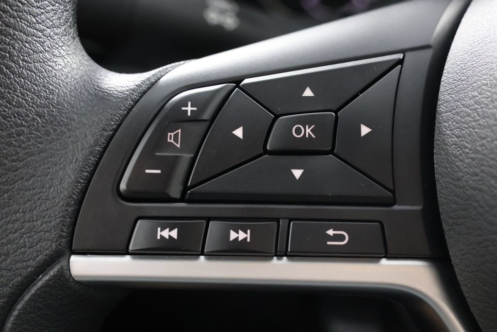Used 2023 Nissan Altima 2.5 SV FWD image 11