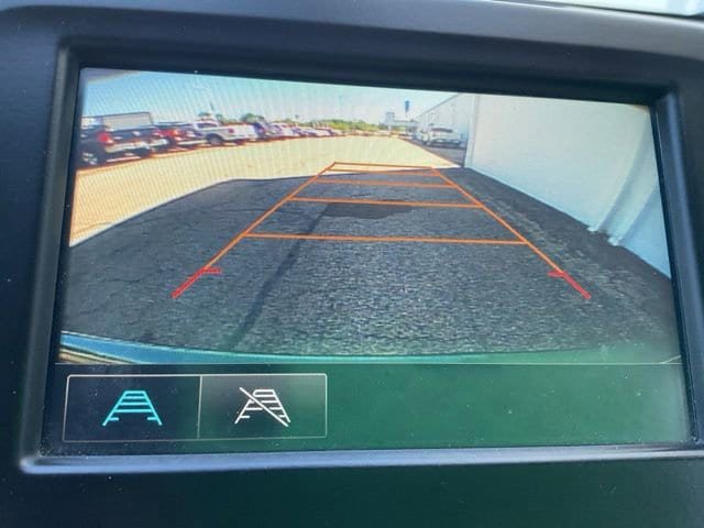Used 2018 Chevrolet Equinox LS w/ LPO, Protection Package FWD image 3