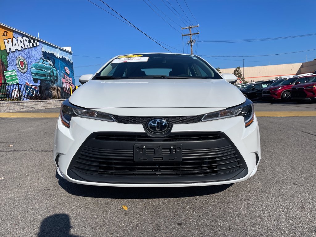 Used 2024 Toyota Corolla LE FWD image 8