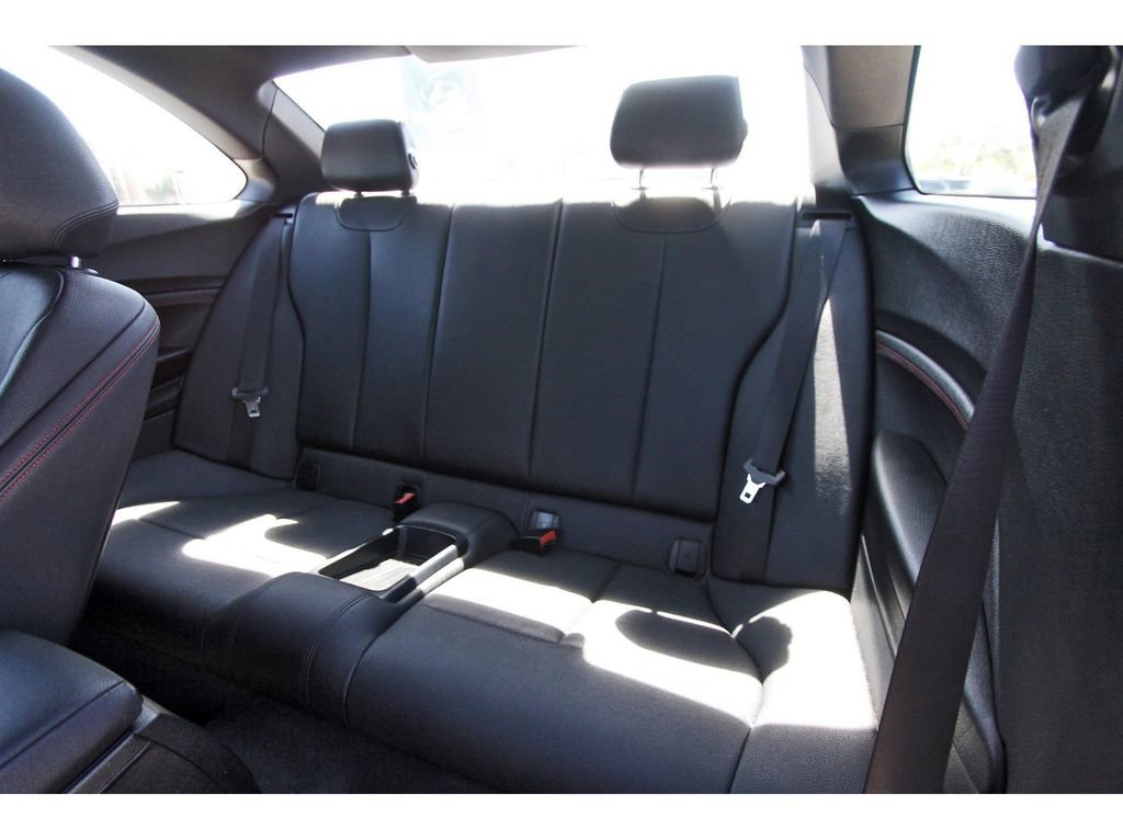 Used 2018 BMW 230i Coupe image 13