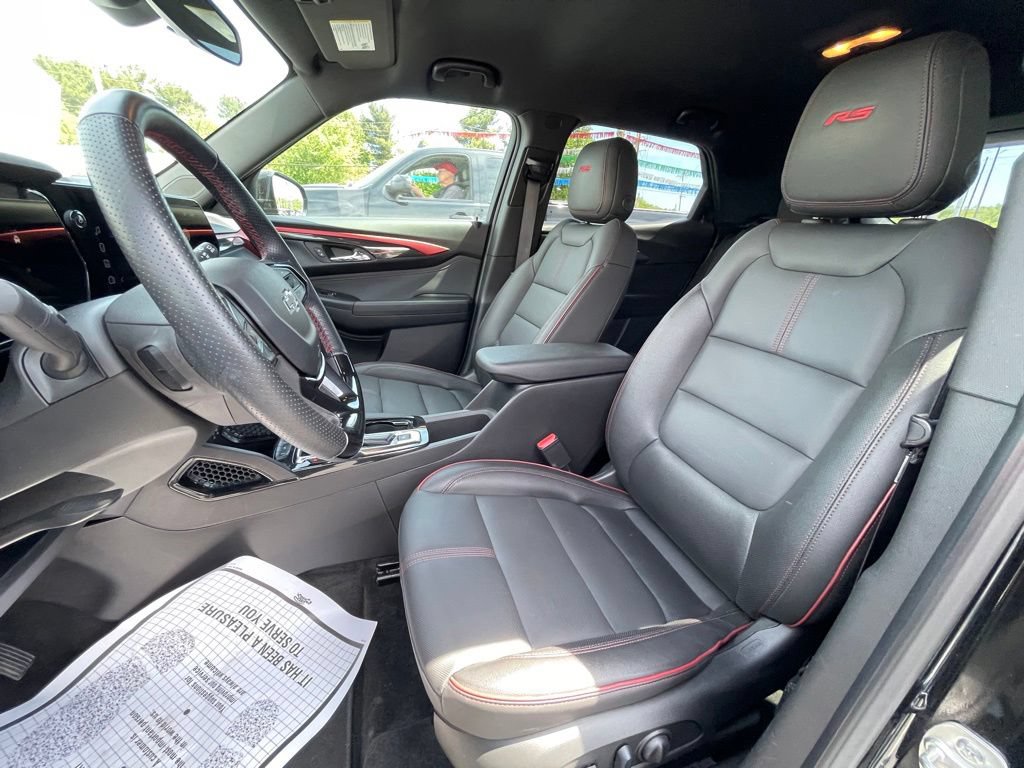 Used 2024 Chevrolet TrailBlazer RS AWD/4WD image 11