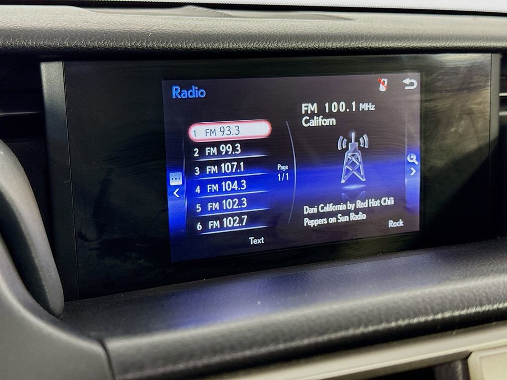 Used 2017 Lexus IS 200t image 14