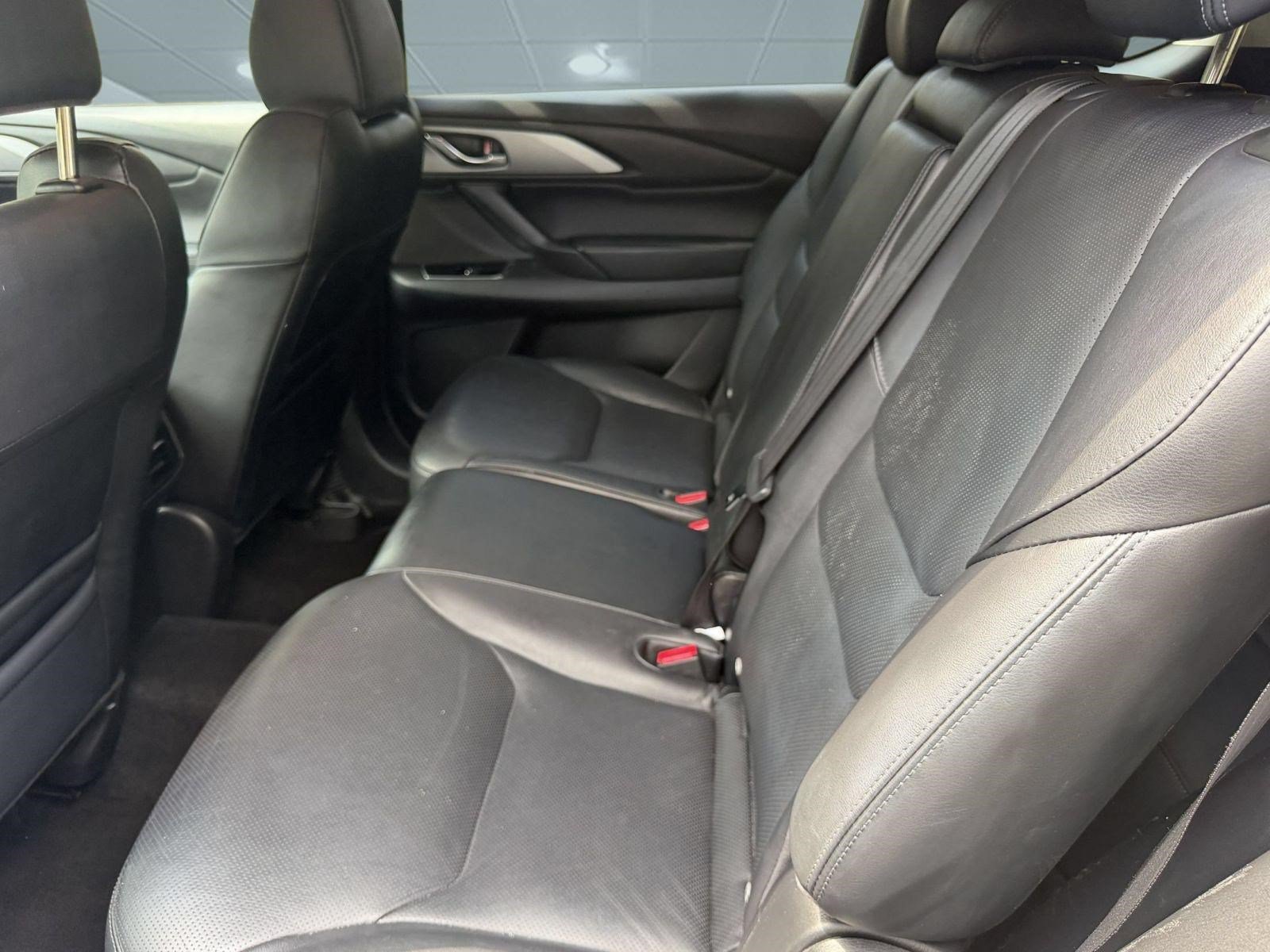 Used 2018 MAZDA CX-9 Touring FWD image 23