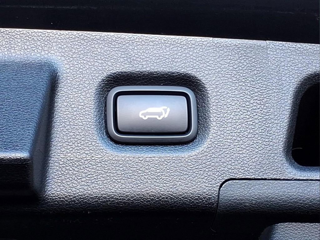 Used 2023 Hyundai Santa Fe SEL image 27