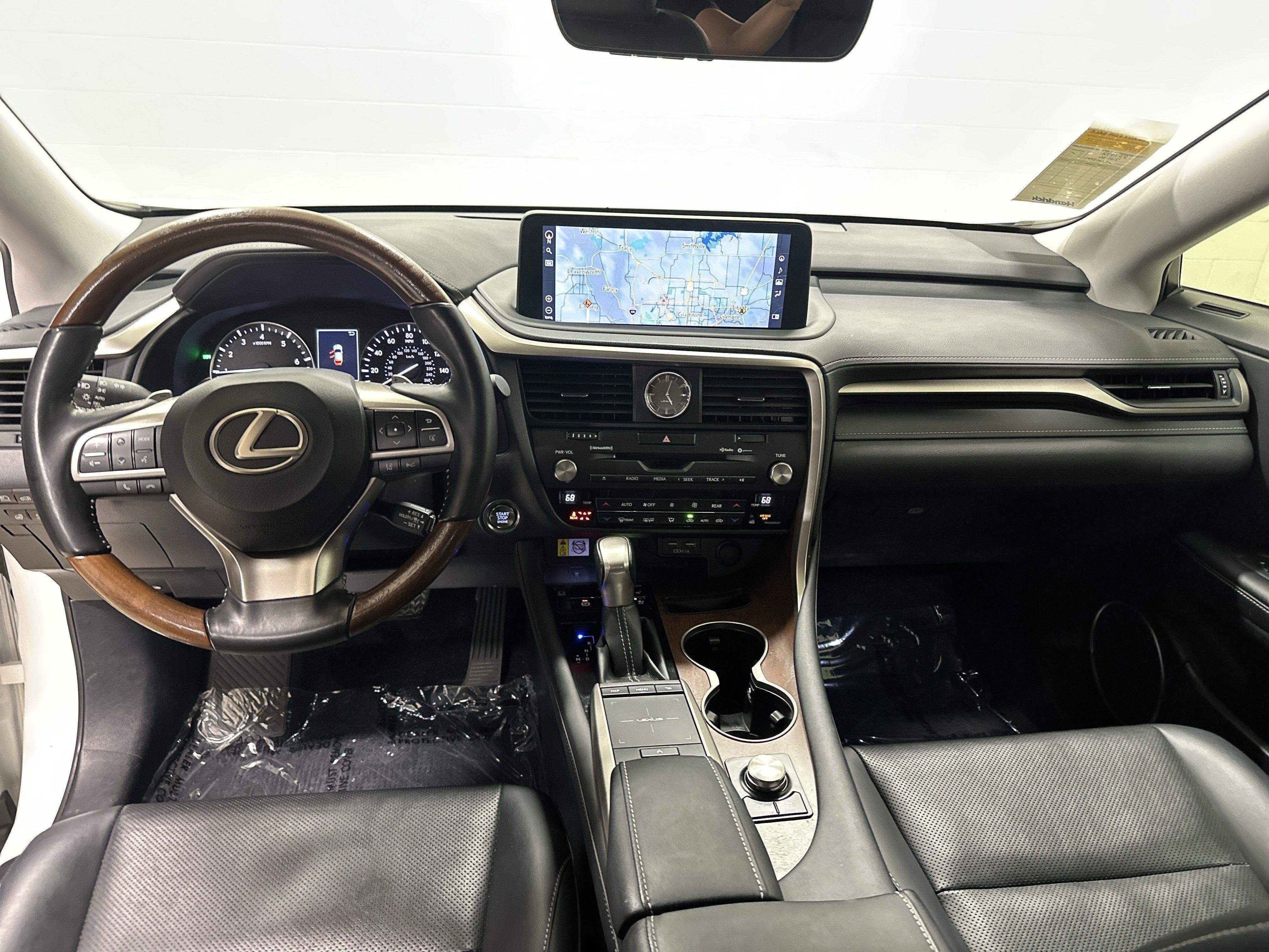 Used 2021 Lexus RX 350L Premium w/ Premium Package AWD/4WD image 29