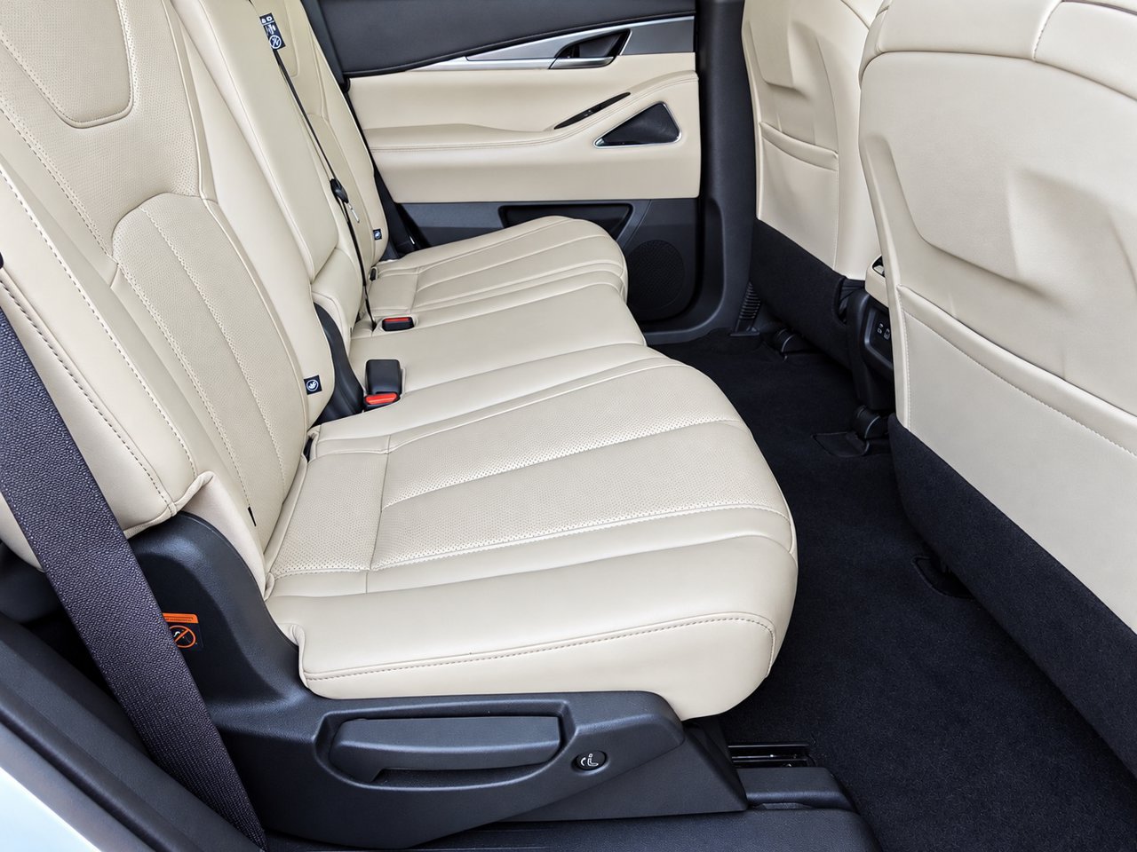 Used 2024 INFINITI QX60 Luxe w/ Vision Package FWD image 33