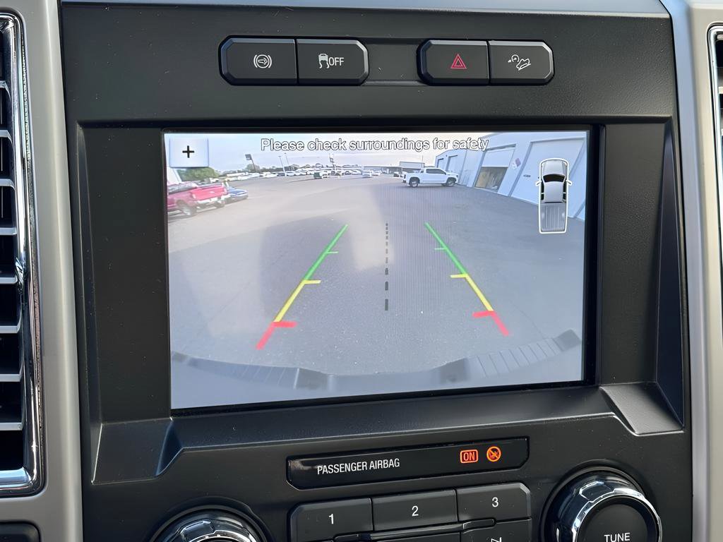 Used 2017 Ford F250 Lariat w/ Chrome Package image 29