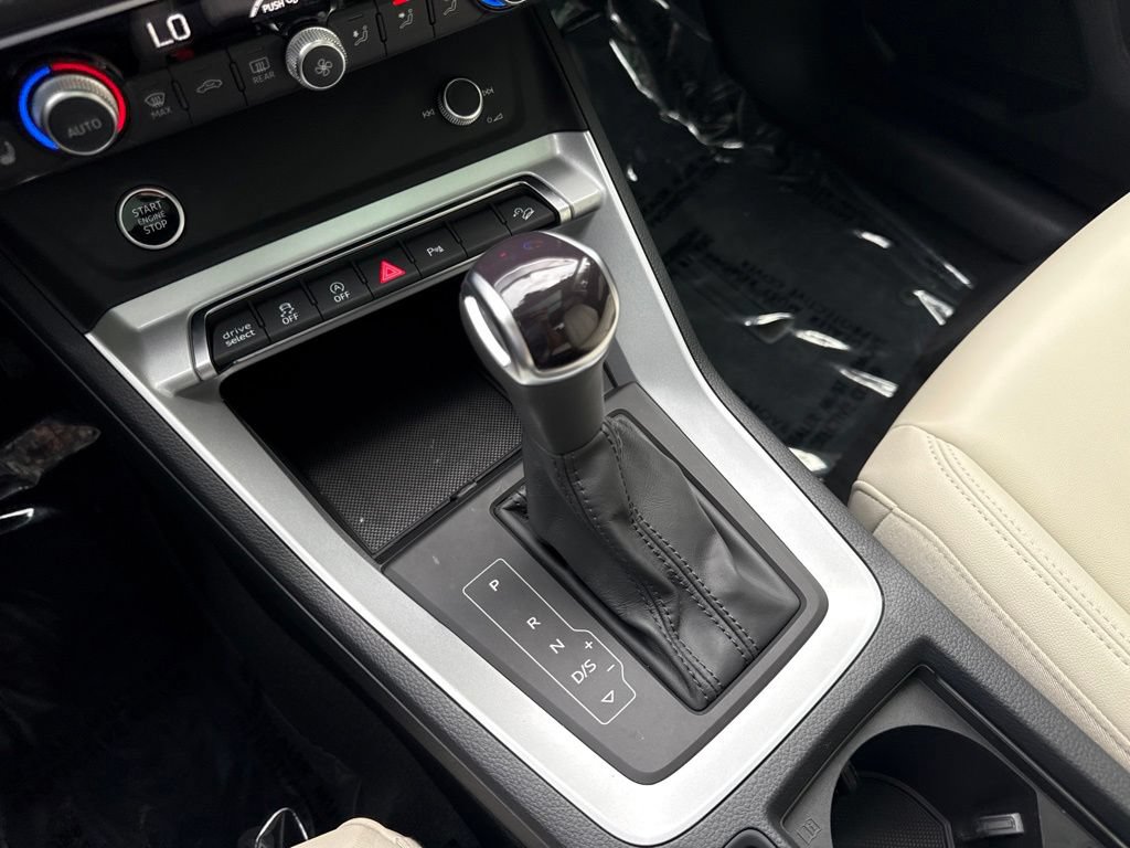 Used 2022 Audi Q3 2.0T Premium AWD/4WD image 29