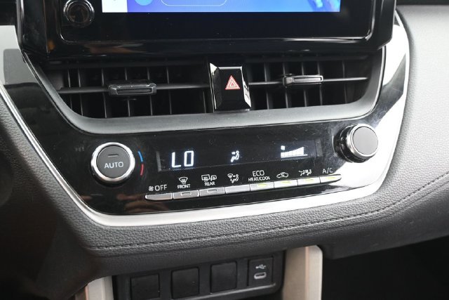 Used 2023 Toyota Corolla Cross LE FWD image 24