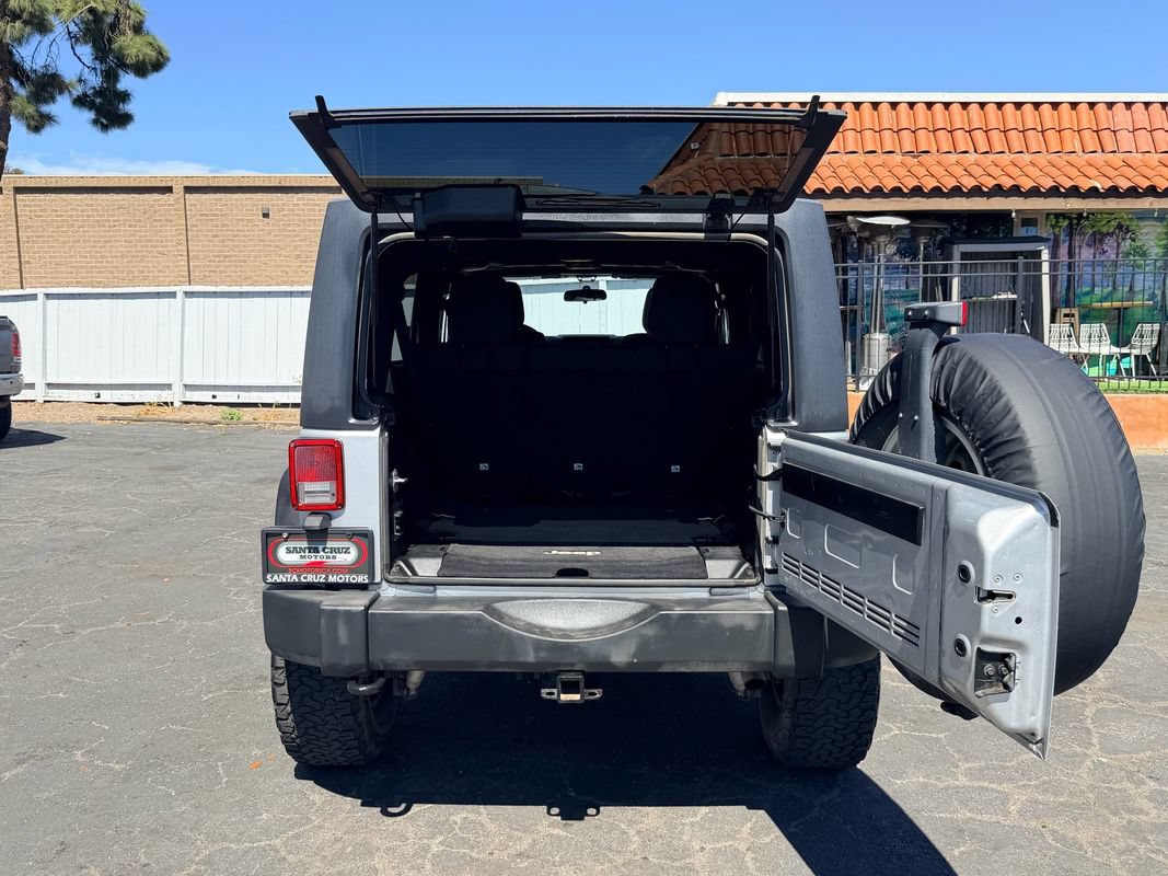 Used 2011 Jeep Wrangler Unlimited Sport AWD/4WD image 15