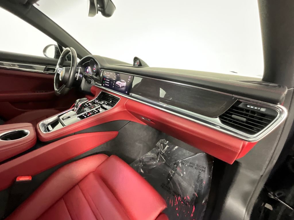 Used 2023 Porsche Panamera 4 Platinum Edition AWD/4WD image 19