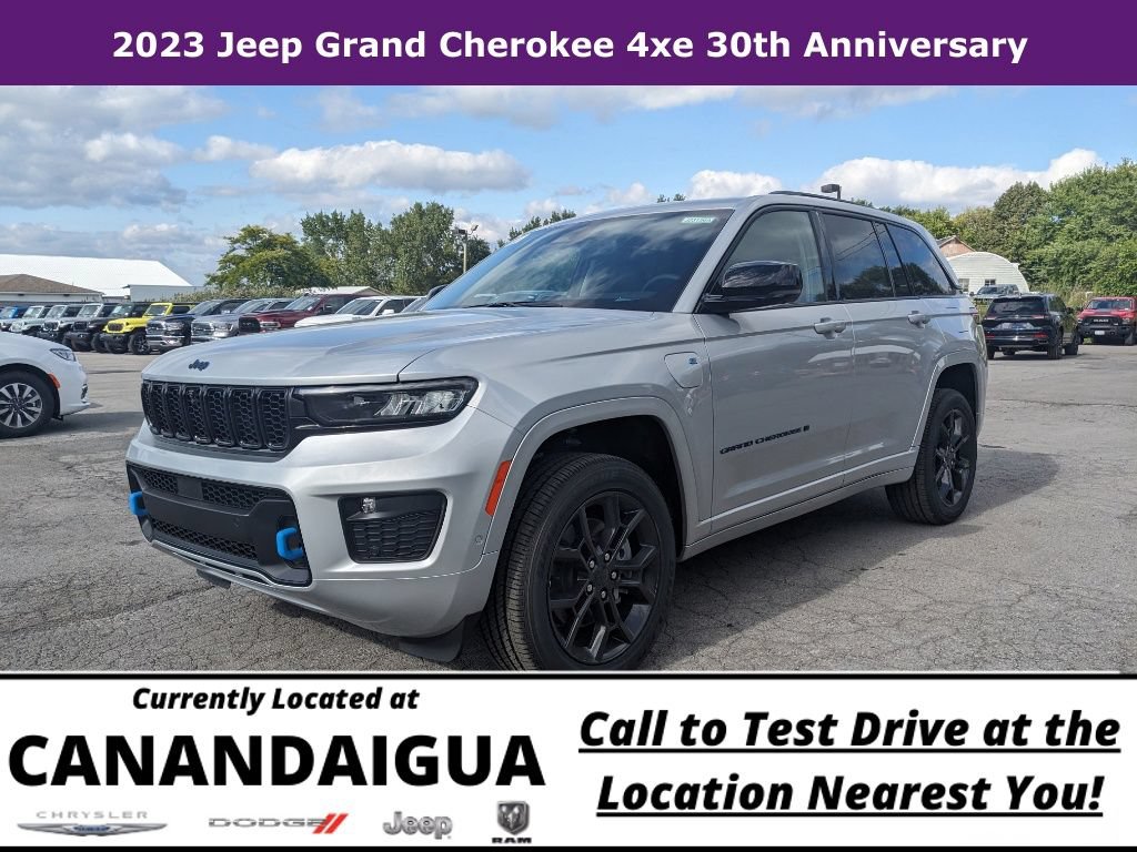 New 2023 Jeep Grand Cherokee 30th Anniversary AWD/4WD image 5