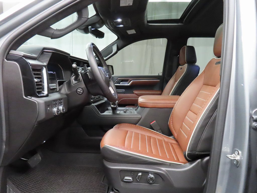 Used 2025 GMC Sierra 1500 Denali Ultimate AWD/4WD image 11