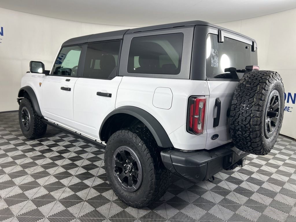 Used 2021 Ford Bronco Badlands image 6