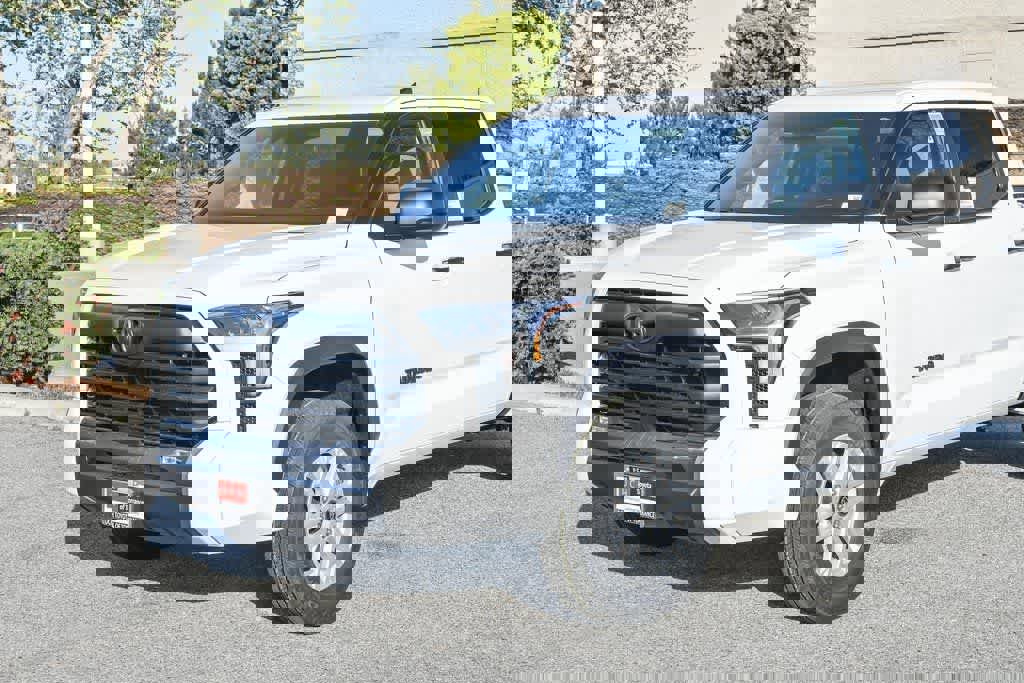 New 2025 Toyota Tundra SR5 AWD/4WD image 5
