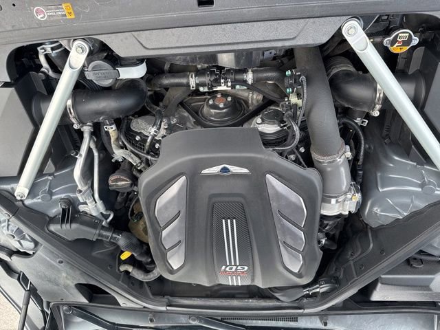 Used 2018 Genesis G90 3.3T Premium RWD image 6