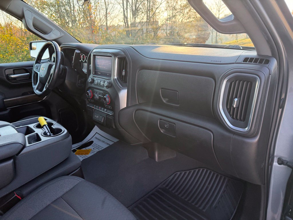 Used 2021 Chevrolet Silverado 1500 LT AWD/4WD image 23