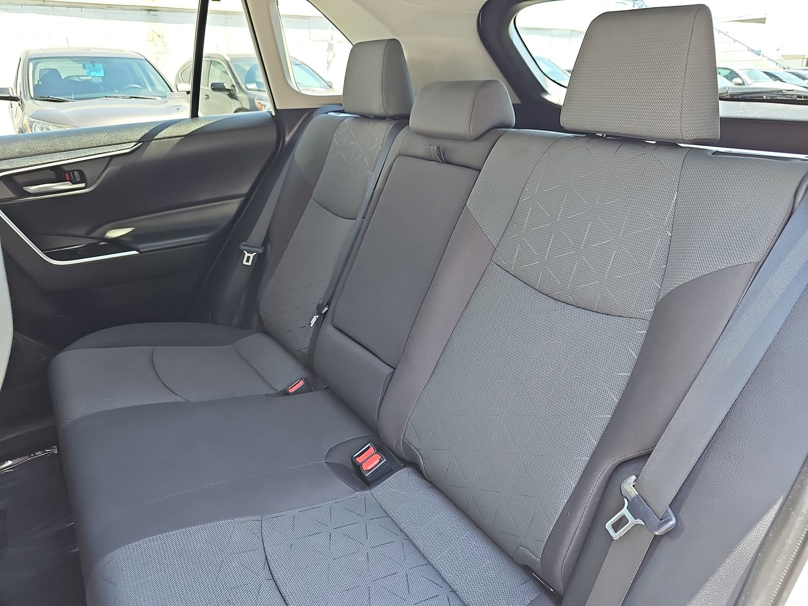 Used 2023 Toyota RAV4 XLE AWD/4WD image 13