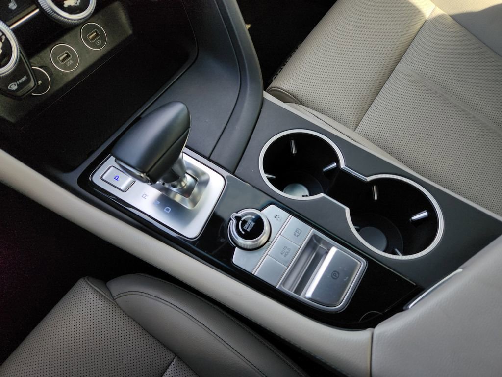 Used 2023 Genesis G70 2.0T AWD/4WD image 25