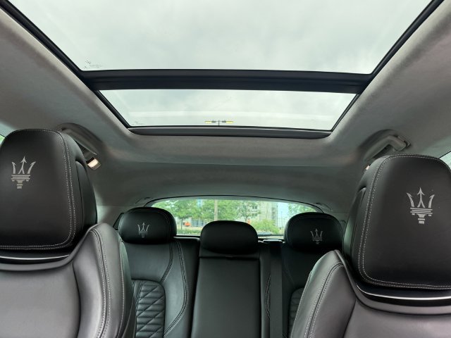 Used 2019 Maserati Levante GTS AWD/4WD image 30
