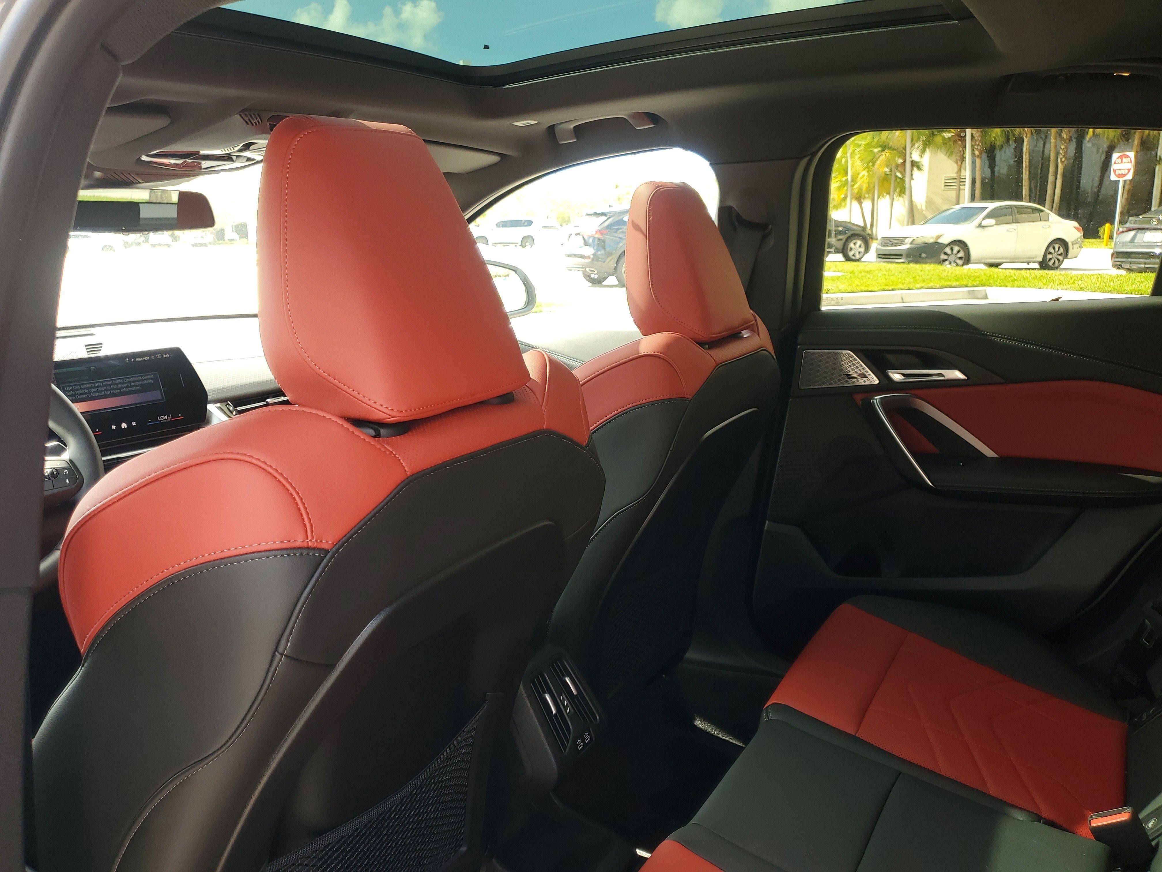 Used 2024 BMW X2 xDrive28i w/ Premium Package image 13