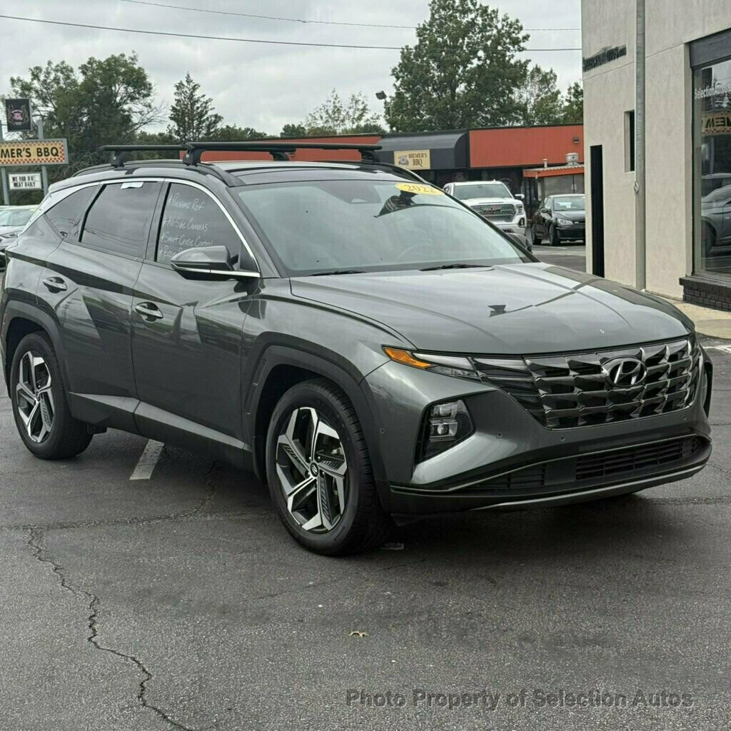 Used 2022 Hyundai Tucson Limited w/ Winter Package FWD image 3
