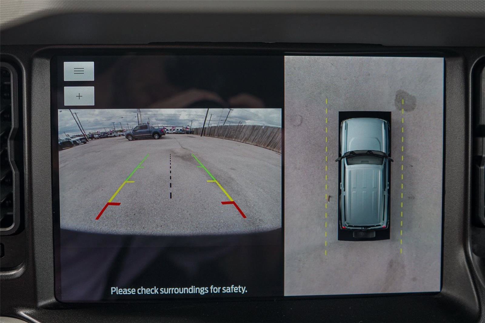 Used 2022 Ford Bronco Badlands image 12