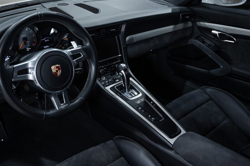 Used 2015 Porsche 911 GT3 RWD image 46