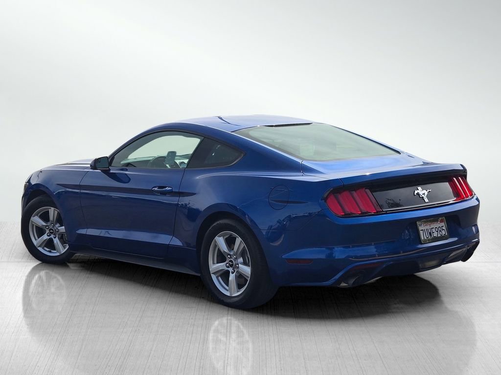 Used 2017 Ford Mustang Coupe image 6