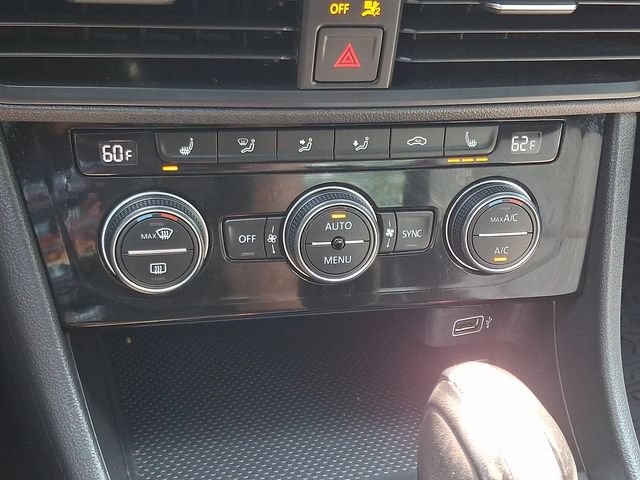 Used 2019 Volkswagen Jetta R-Line FWD image 16