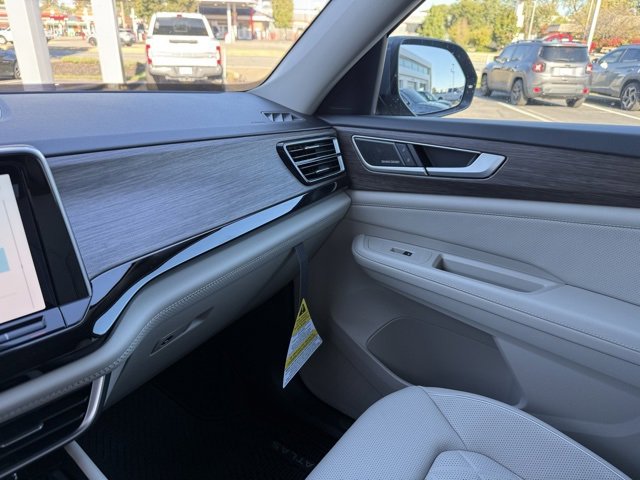 New 2026 Volkswagen Atlas SEL Premium R-Line image 21