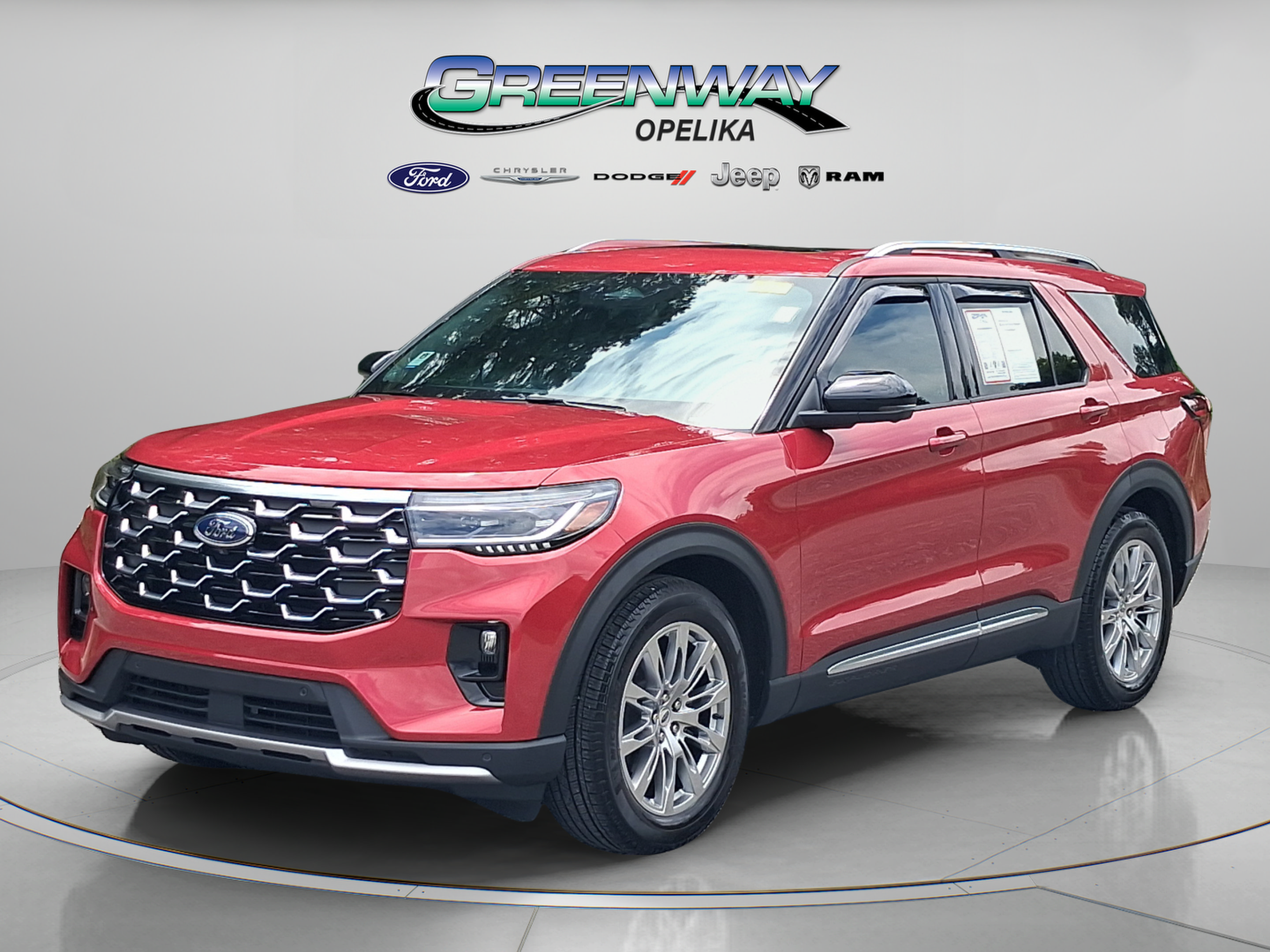 Used 2026 Ford Explorer Platinum RWD image 3