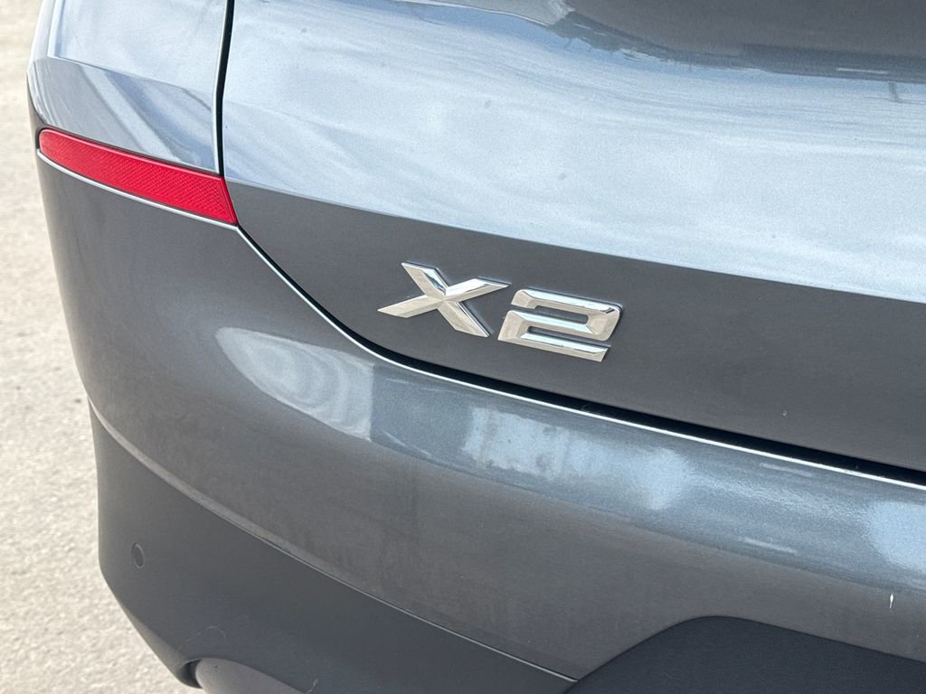 Used 2022 BMW X2 sDrive28i w/ Convenience Package FWD image 9