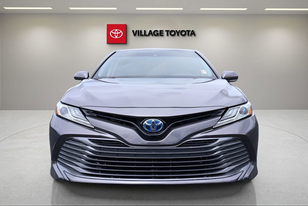 Certified 2020 Toyota Camry XLE FWD image 8