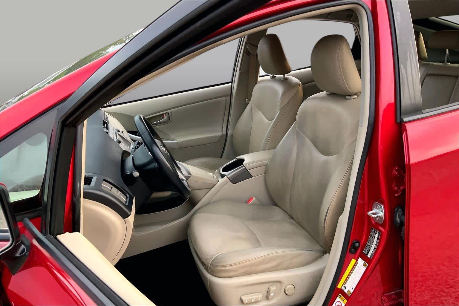 Used 2015 Toyota Prius Four FWD image 8
