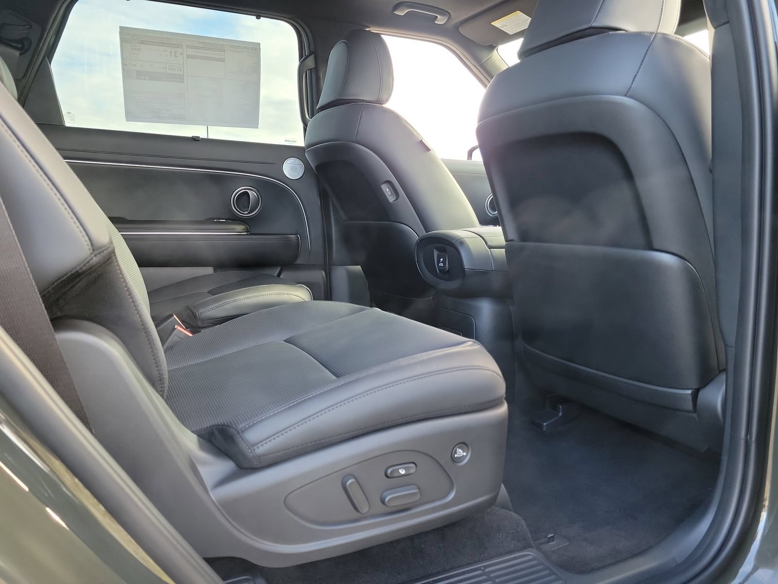 New 2026 Hyundai Palisade Calligraphy FWD image 18